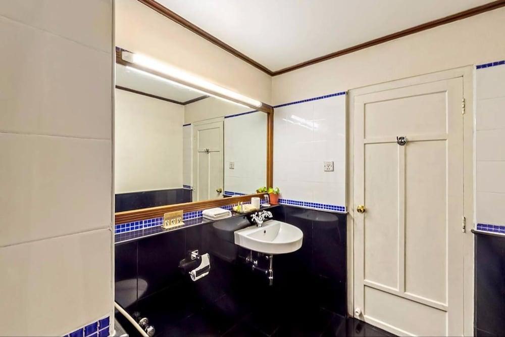 Grand Hotel Kochi Zewnętrze zdjęcie