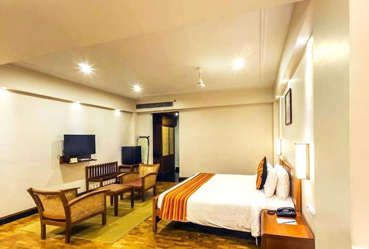 Grand Hotel Kochi Zewnętrze zdjęcie
